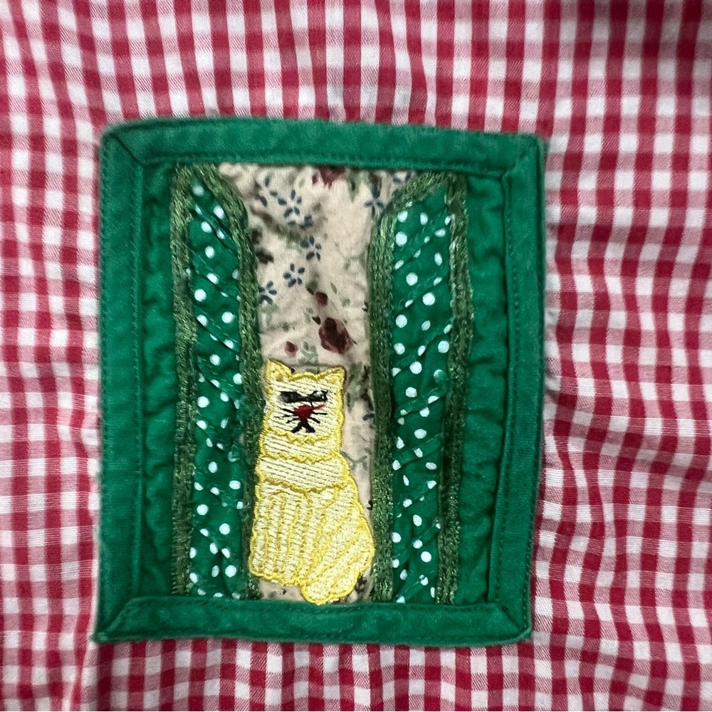 VTG 90s Casey Max Gingham Plaid Embroidered Cat Garden Shirt Red Windows Medium - Picture 3 of 9